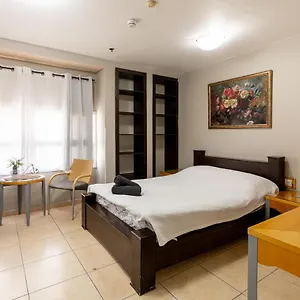 Hostal Little Hostel-5 Min Walk To The, Eilat